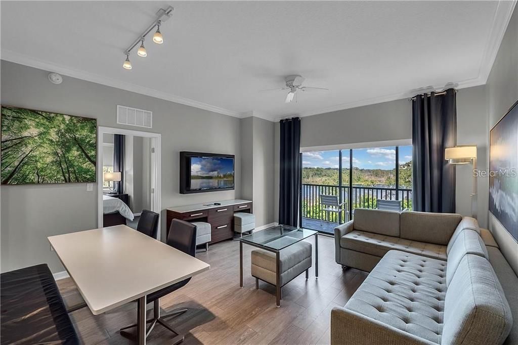 待售: $270,000 (3 贝兹, 3 浴室, 1544 平方英尺)