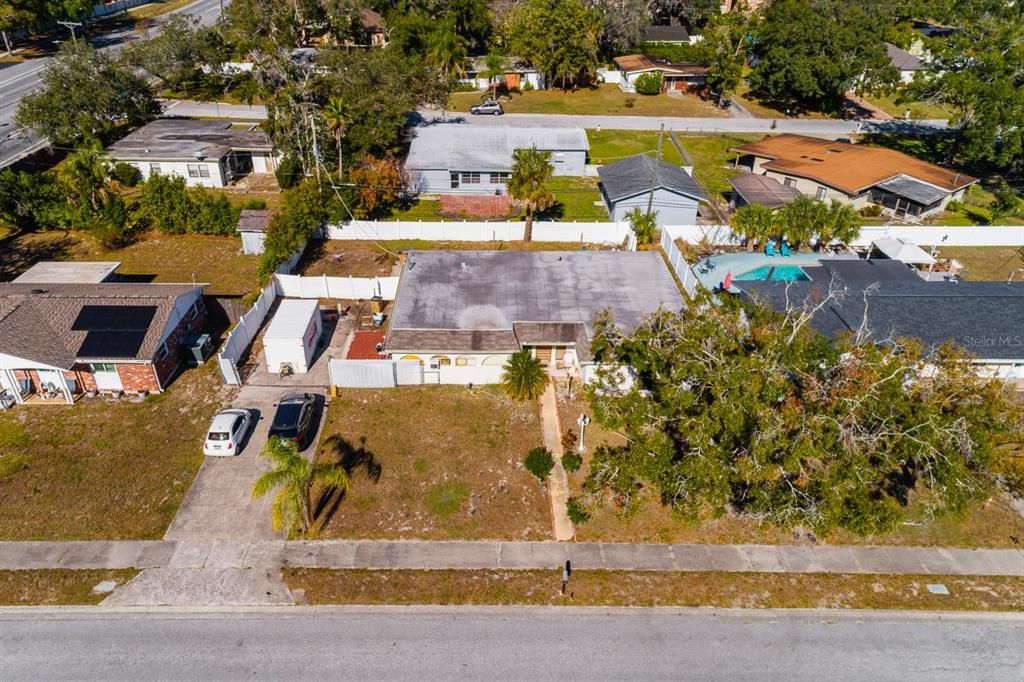 For Sale: $399,999 (3 beds, 2 baths, 1981 Square Feet)