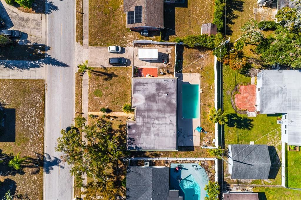 For Sale: $399,999 (3 beds, 2 baths, 1981 Square Feet)