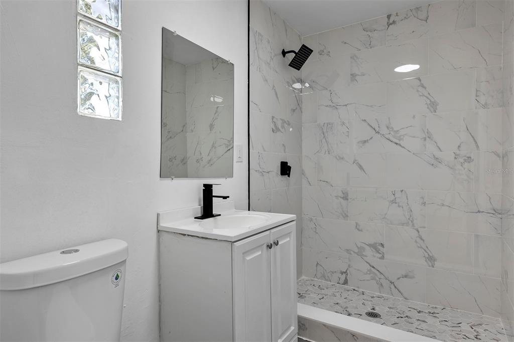 En Renta: $1,750 (3 camas, 1 baños, 1092 Pies cuadrados)