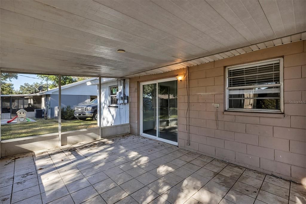 En Renta: $1,750 (3 camas, 1 baños, 1092 Pies cuadrados)