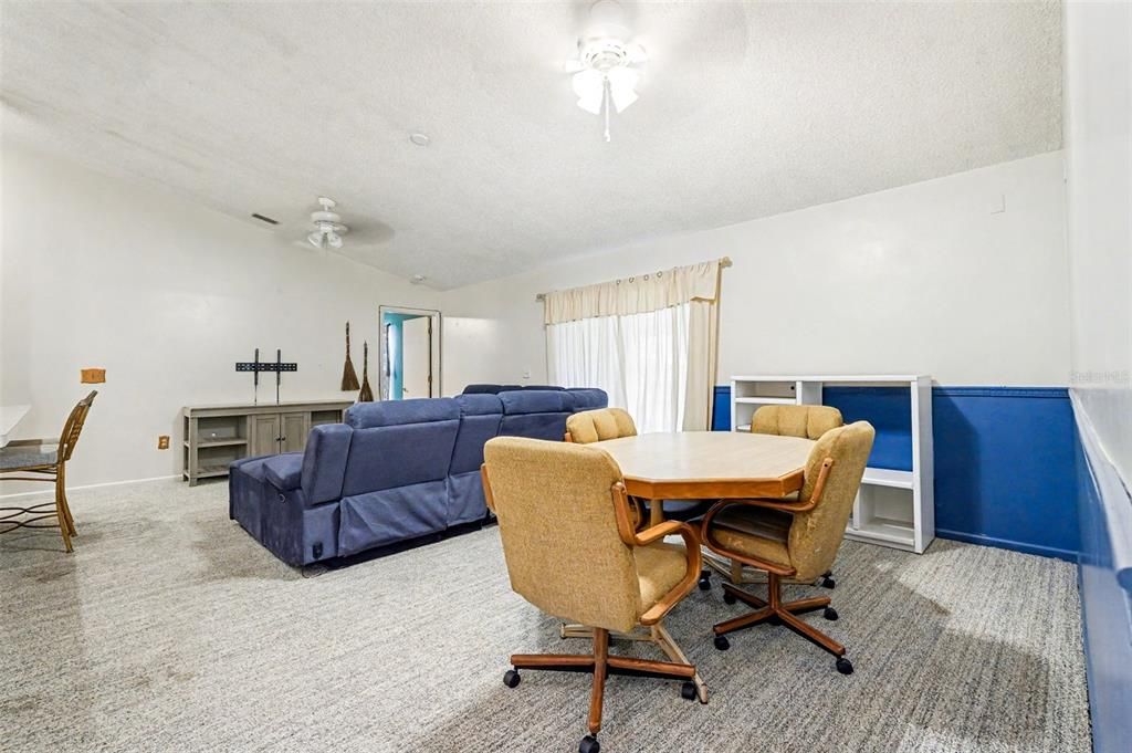 For Sale: $320,000 (3 beds, 2 baths, 2313 Square Feet)