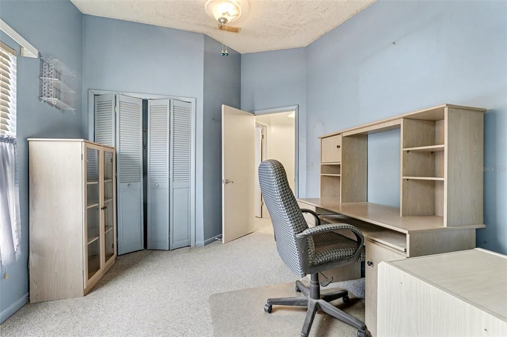 For Sale: $320,000 (3 beds, 2 baths, 2313 Square Feet)