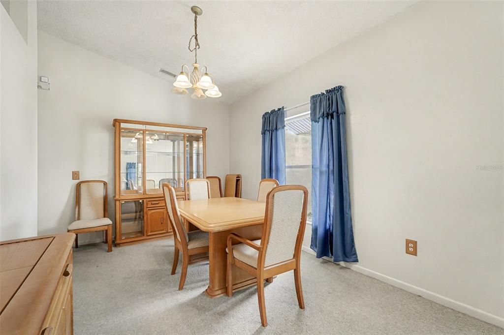 For Sale: $320,000 (3 beds, 2 baths, 2313 Square Feet)