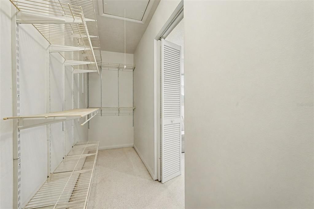 For Sale: $320,000 (3 beds, 2 baths, 2313 Square Feet)