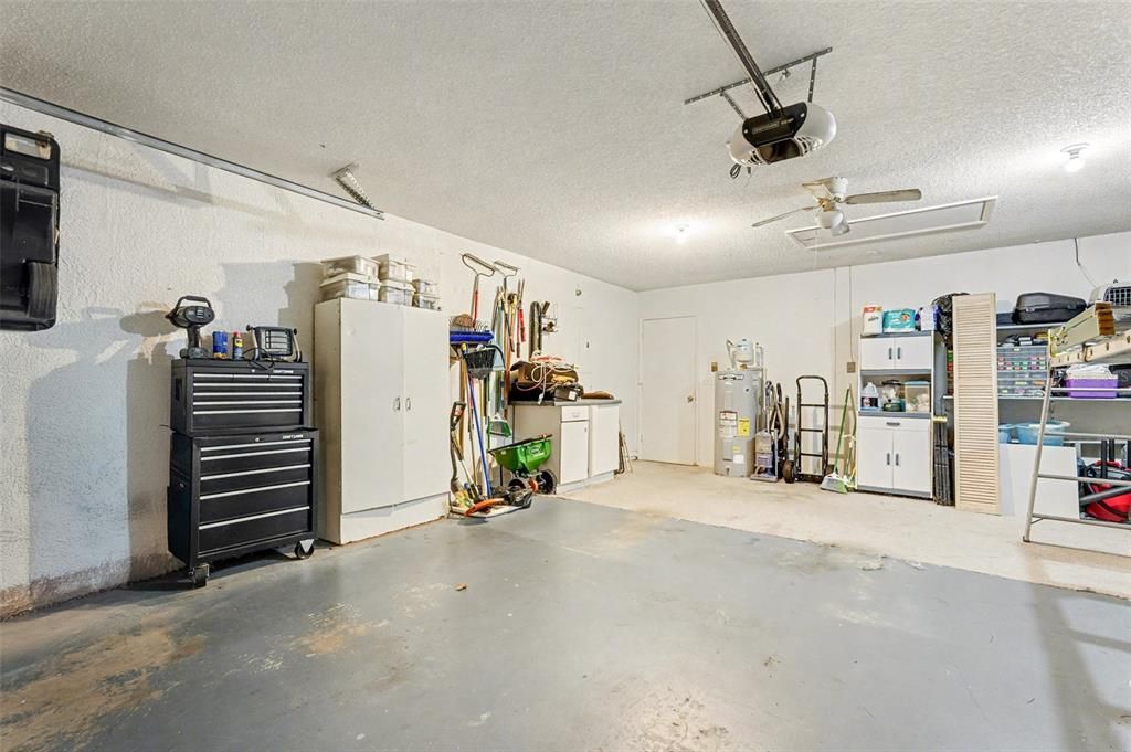 For Sale: $320,000 (3 beds, 2 baths, 2313 Square Feet)