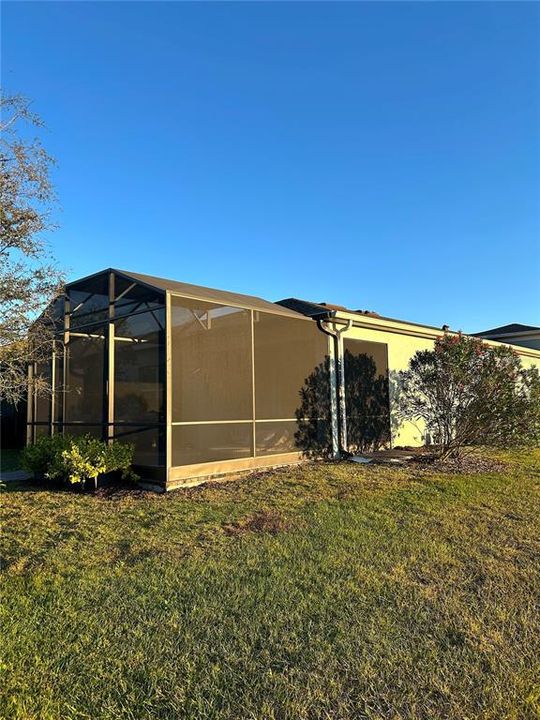 For Sale: $449,000 (2 beds, 2 baths, 1437 Square Feet)