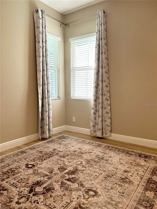 For Sale: $449,000 (2 beds, 2 baths, 1437 Square Feet)