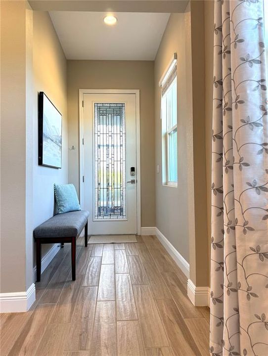 For Sale: $449,000 (2 beds, 2 baths, 1437 Square Feet)