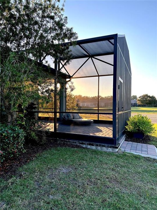 For Sale: $449,000 (2 beds, 2 baths, 1437 Square Feet)