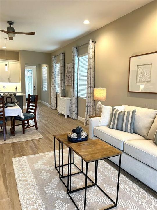 For Sale: $449,000 (2 beds, 2 baths, 1437 Square Feet)