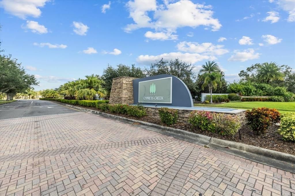 For Rent: $2,300 (4 beds, 2 baths, 1842 Square Feet)