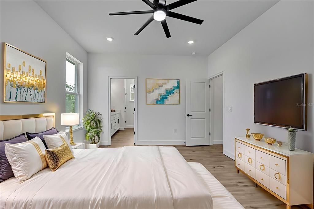 For Sale: $419,400 (4 beds, 3 baths, 2061 Square Feet)