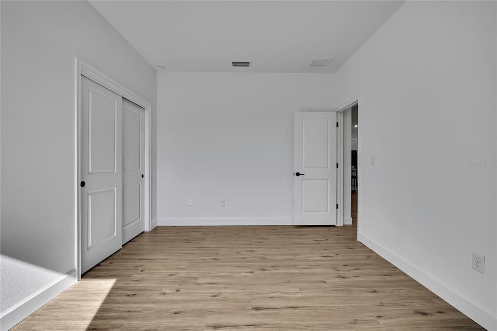 For Sale: $419,400 (4 beds, 3 baths, 2061 Square Feet)