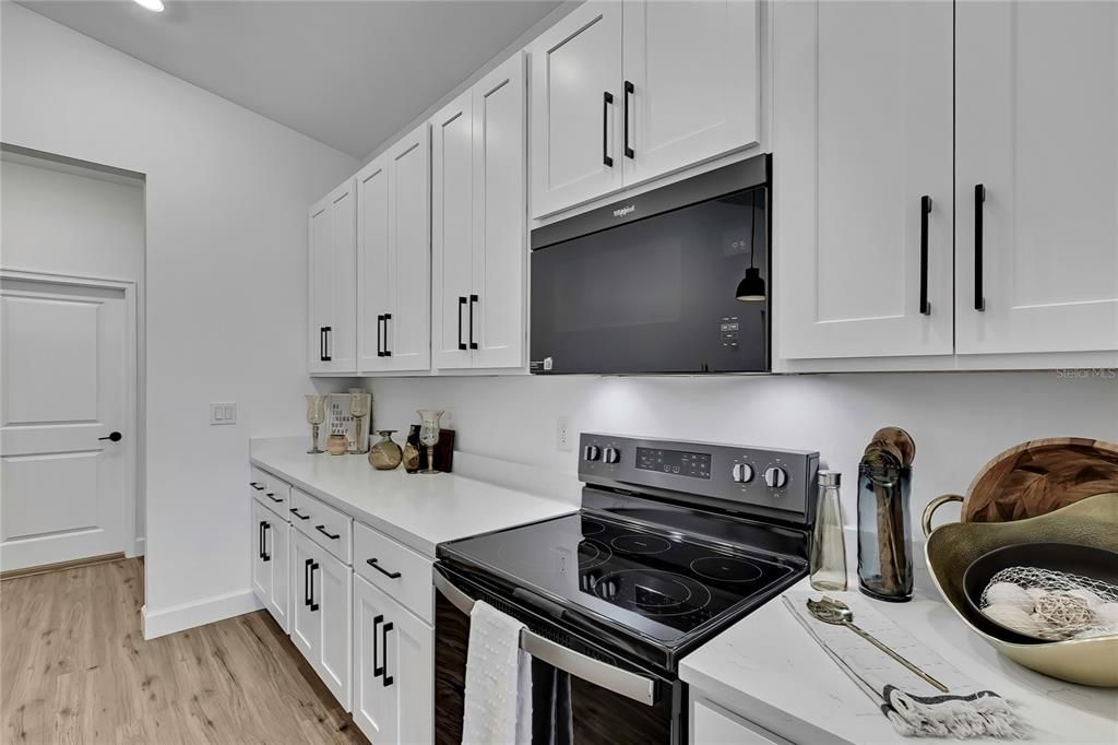 For Sale: $419,400 (4 beds, 3 baths, 2061 Square Feet)