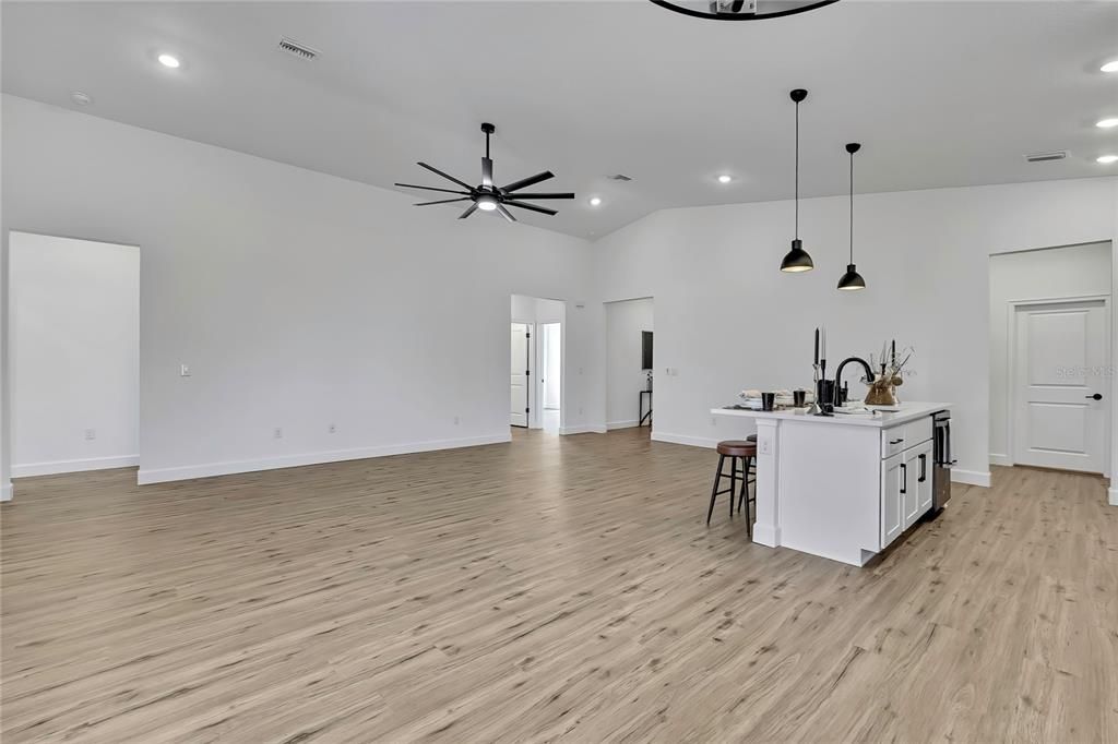 For Sale: $419,400 (4 beds, 3 baths, 2061 Square Feet)