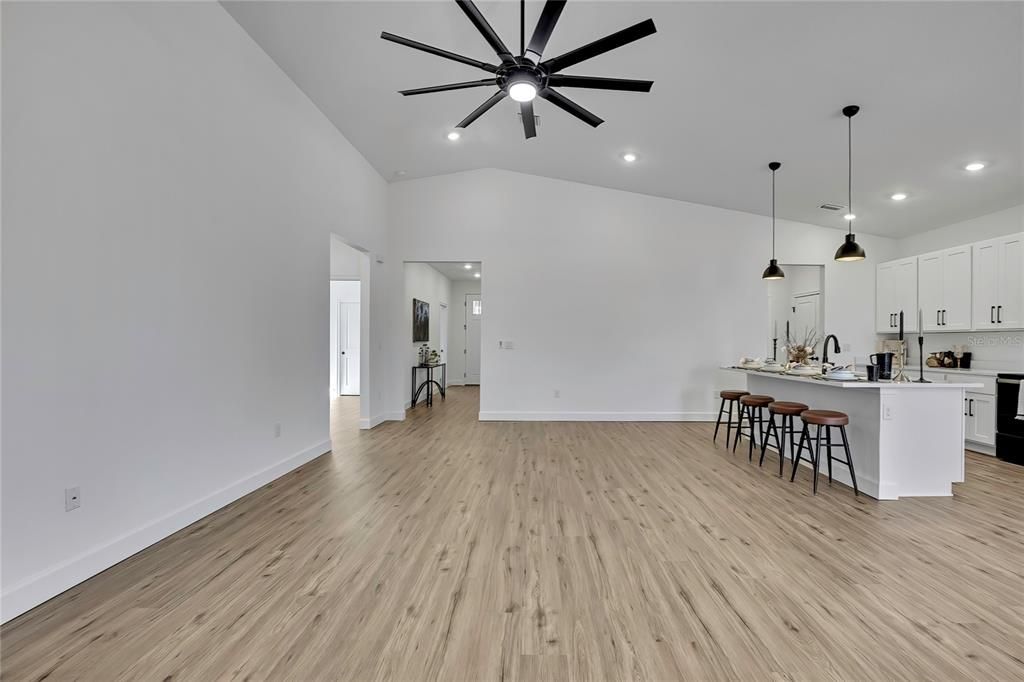 For Sale: $419,400 (4 beds, 3 baths, 2061 Square Feet)