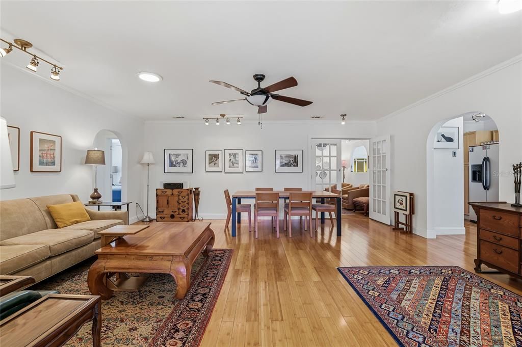 待售: $520,000 (2 贝兹, 2 浴室, 1475 平方英尺)