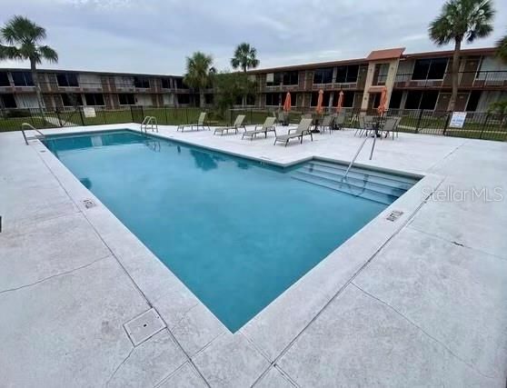 For Sale: $65,000 (1 beds, 1 baths, 375 Square Feet)