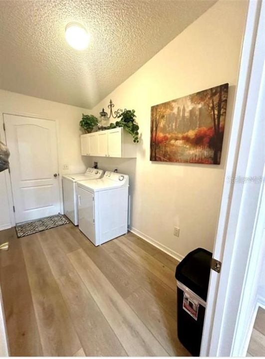 待售: $319,500 (3 贝兹, 2 浴室, 1392 平方英尺)