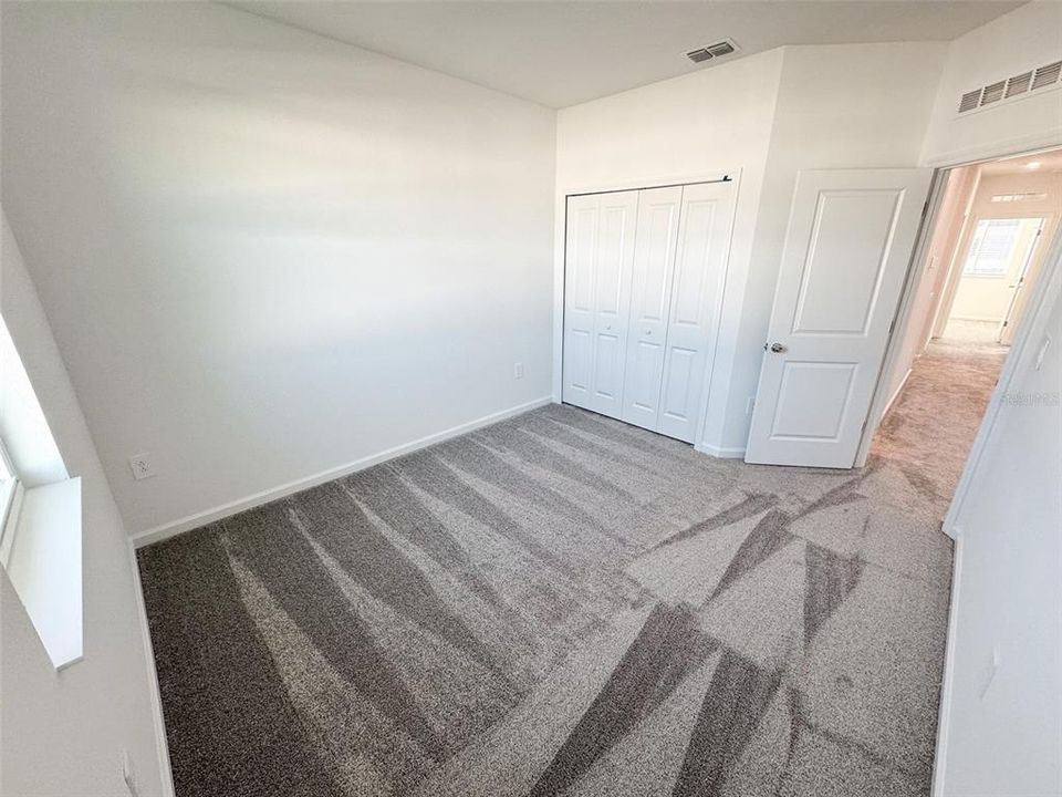 For Rent: $2,380 (4 beds, 3 baths, 1954 Square Feet)