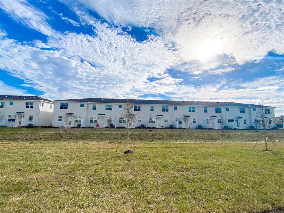 For Rent: $2,380 (4 beds, 3 baths, 1954 Square Feet)