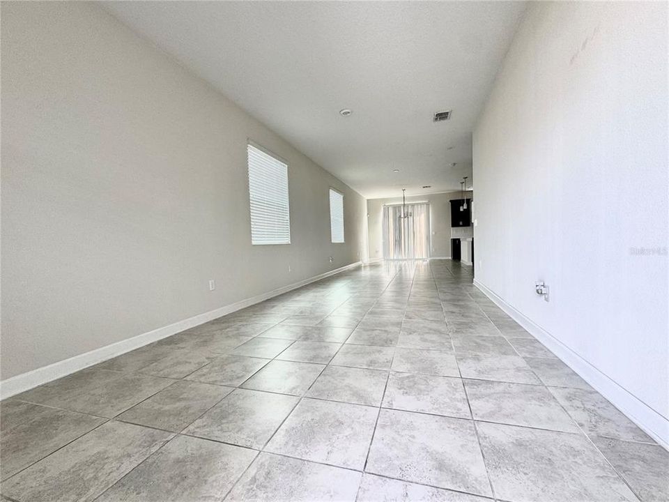 В аренду: $2,500 (3 спален, 2 ванн, 1848 Квадратных фут)