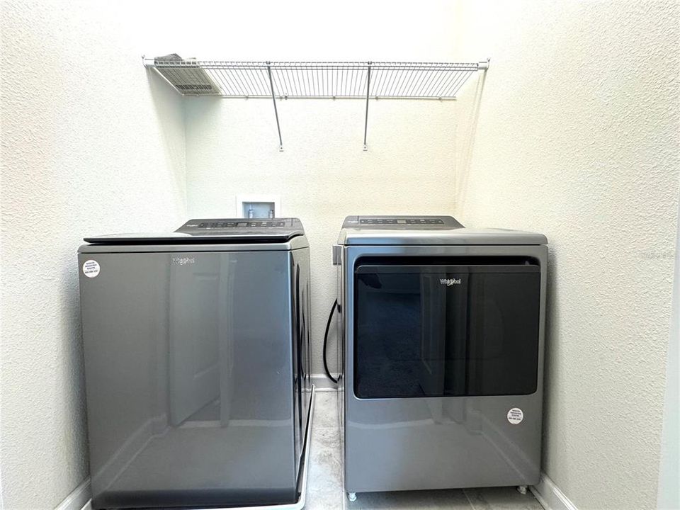 В аренду: $2,500 (3 спален, 2 ванн, 1848 Квадратных фут)