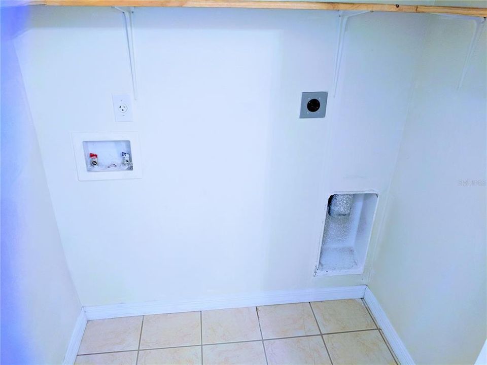 For Rent: $1,815 (2 beds, 2 baths, 1560 Square Feet)