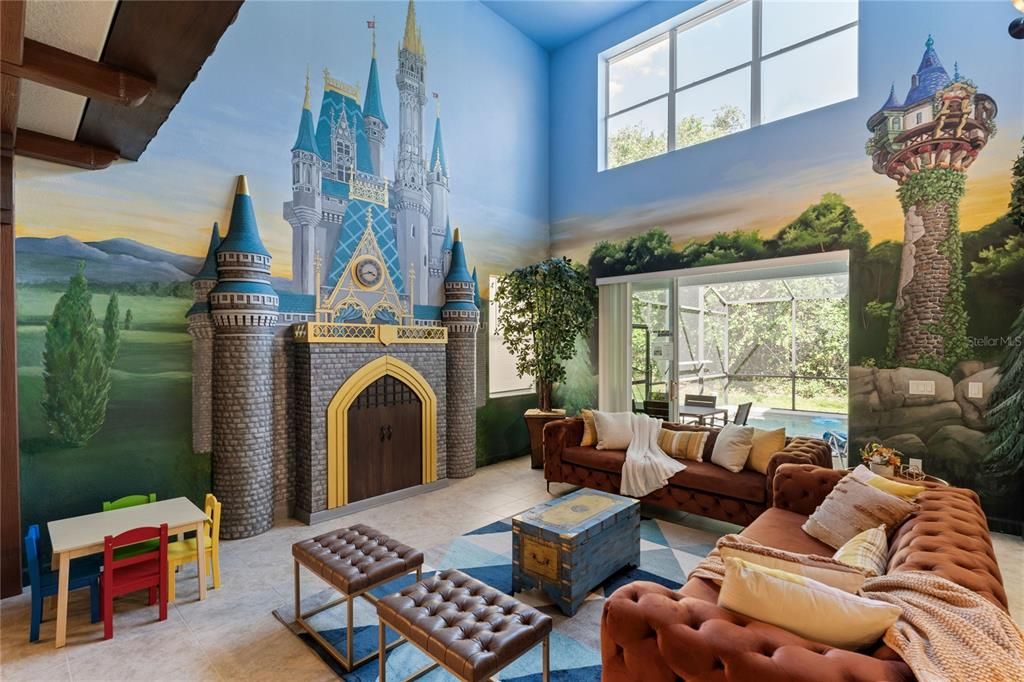 For Sale: $539,000 (5 beds, 5 baths, 3015 Square Feet)