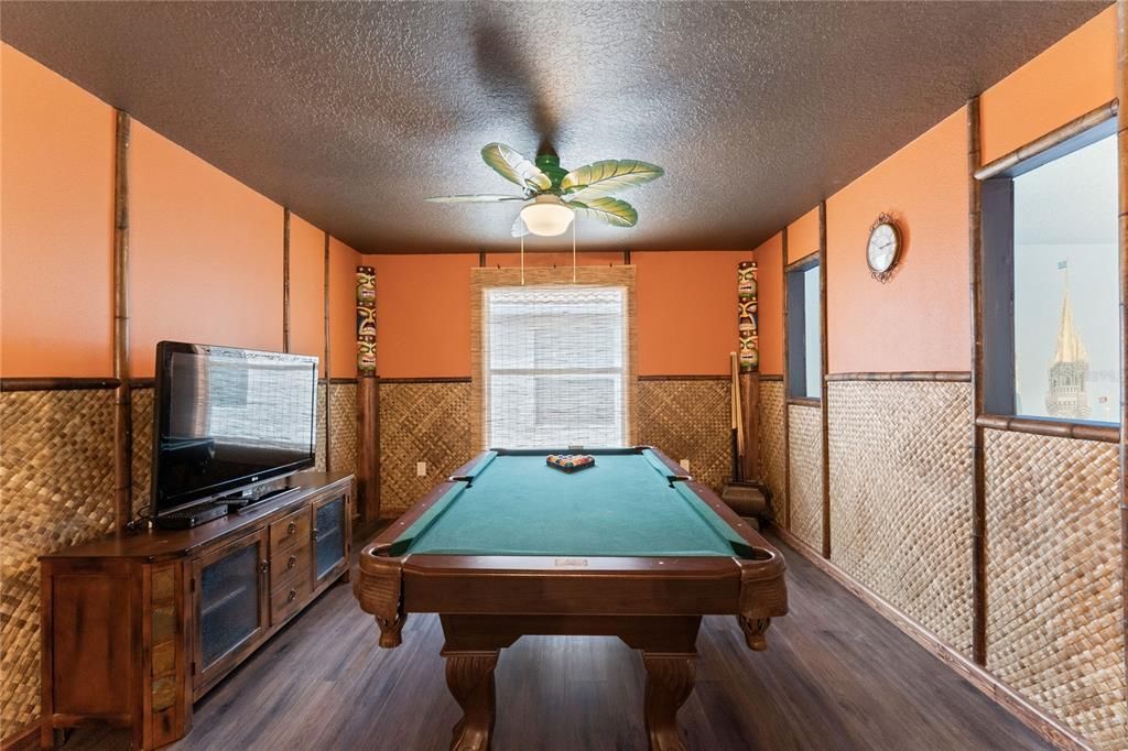 For Sale: $539,000 (5 beds, 5 baths, 3015 Square Feet)