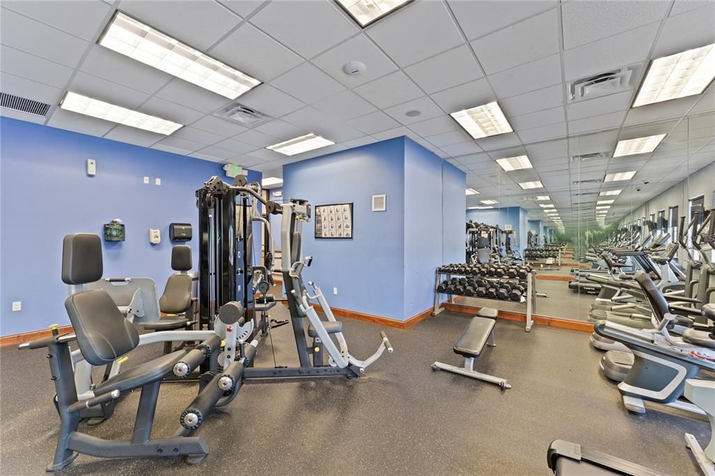 For Sale: $539,000 (5 beds, 5 baths, 3015 Square Feet)