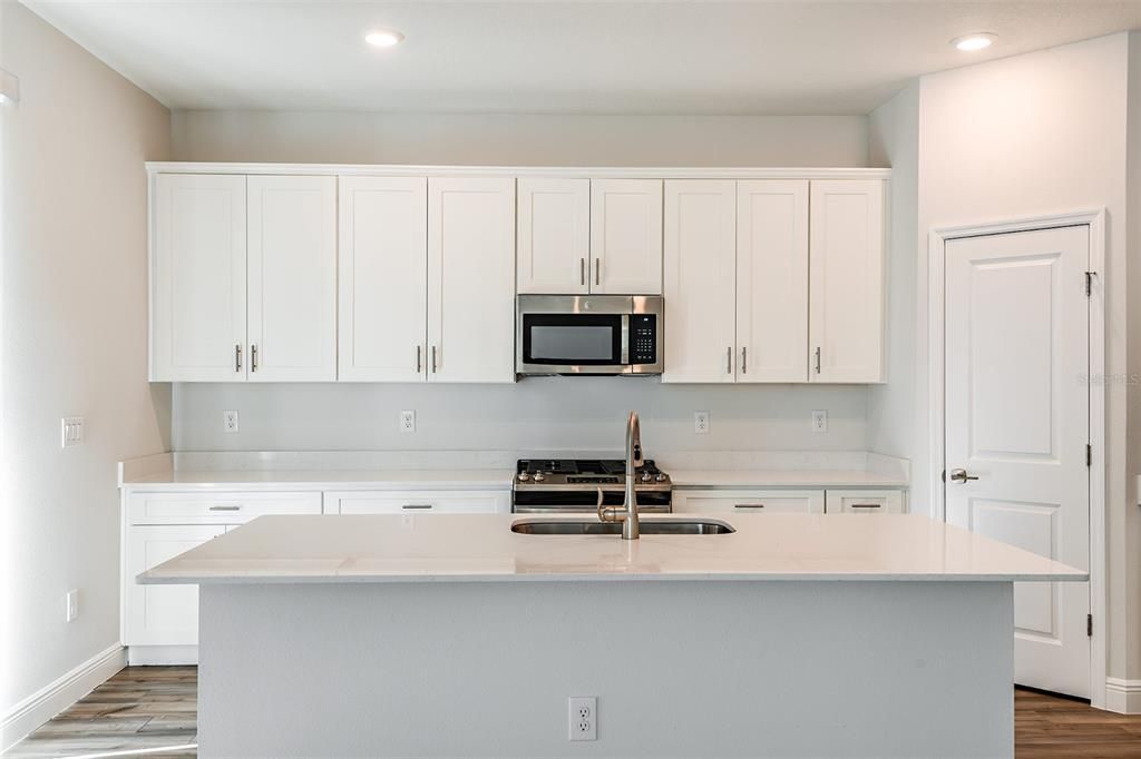 For Sale: $514,990 (5 beds, 3 baths, 2736 Square Feet)