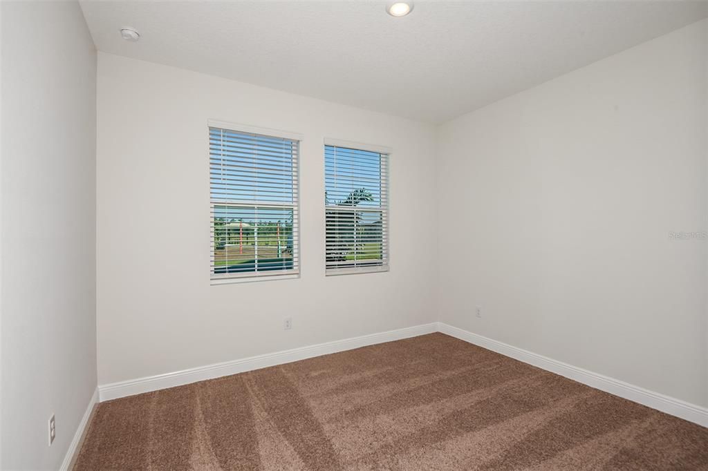 For Sale: $514,990 (5 beds, 3 baths, 2736 Square Feet)