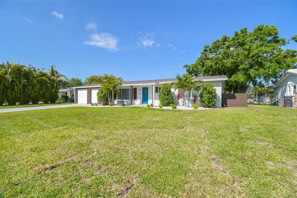 В аренду: $5,500 (4 спален, 2 ванн, 2088 Квадратных фут)