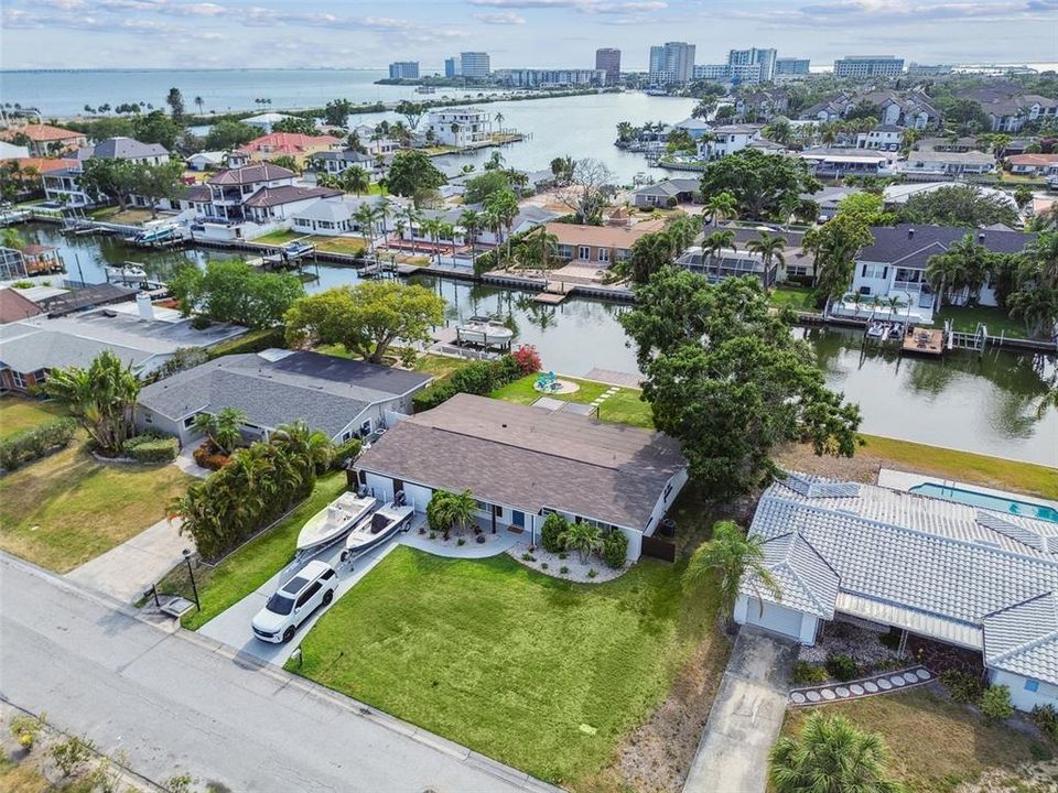 В аренду: $5,500 (4 спален, 2 ванн, 2088 Квадратных фут)