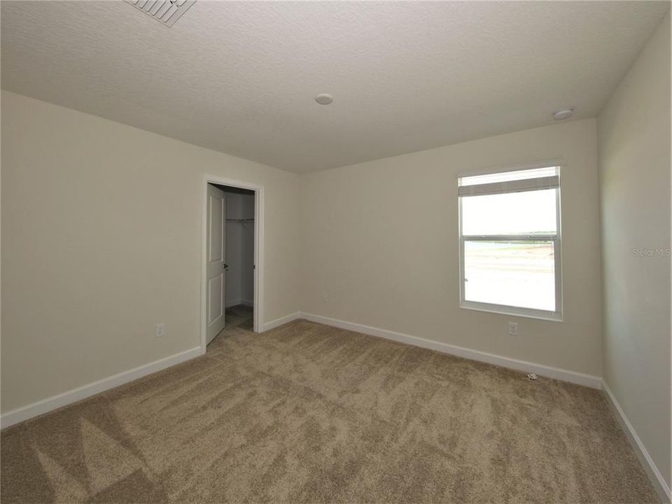 For Rent: $2,750 (5 beds, 3 baths, 2214 Square Feet)