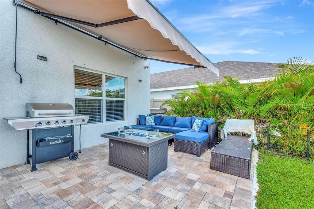 For Rent: $2,800 (3 beds, 2 baths, 1960 Square Feet)