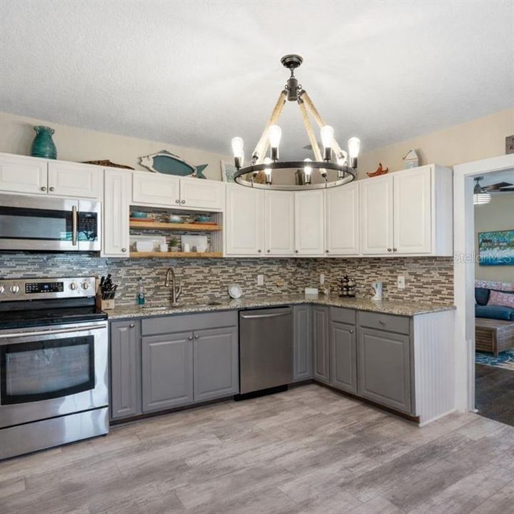 На продажу: $449,000 (2 спален, 2 ванн, 952 Квадратных фут)