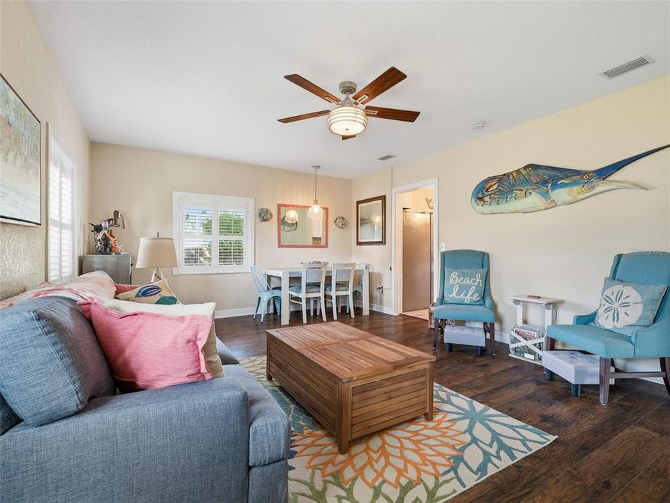 На продажу: $449,000 (2 спален, 2 ванн, 952 Квадратных фут)