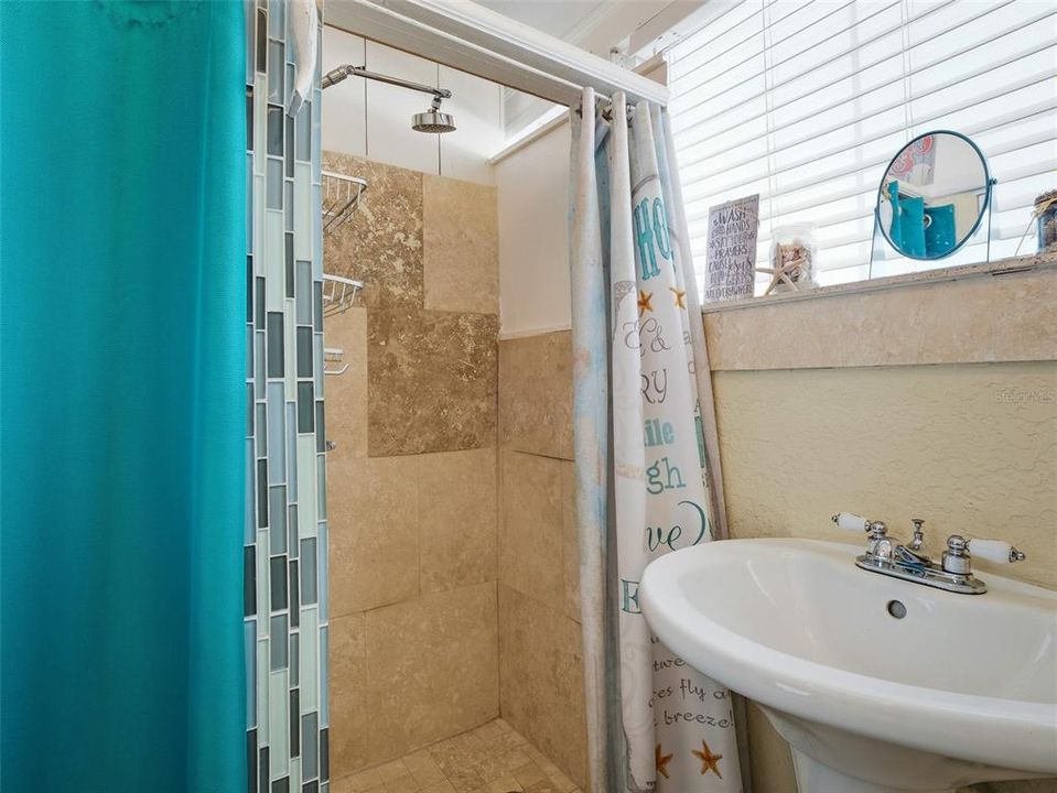 На продажу: $449,000 (2 спален, 2 ванн, 952 Квадратных фут)