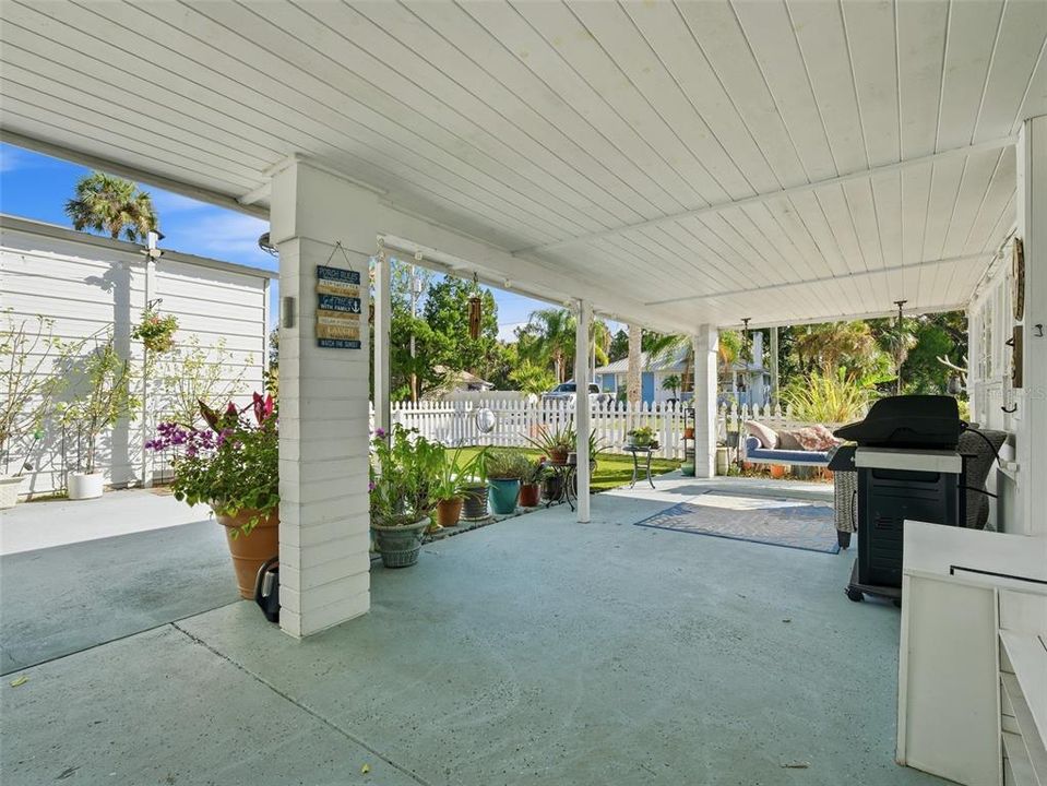 На продажу: $449,000 (2 спален, 2 ванн, 952 Квадратных фут)