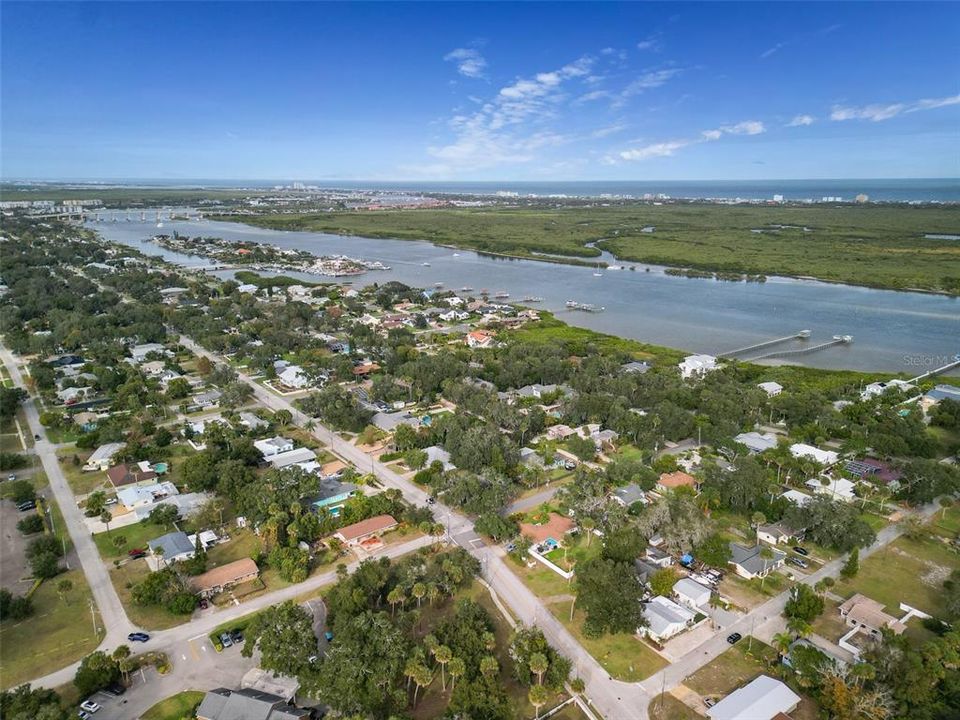 На продажу: $449,000 (2 спален, 2 ванн, 952 Квадратных фут)