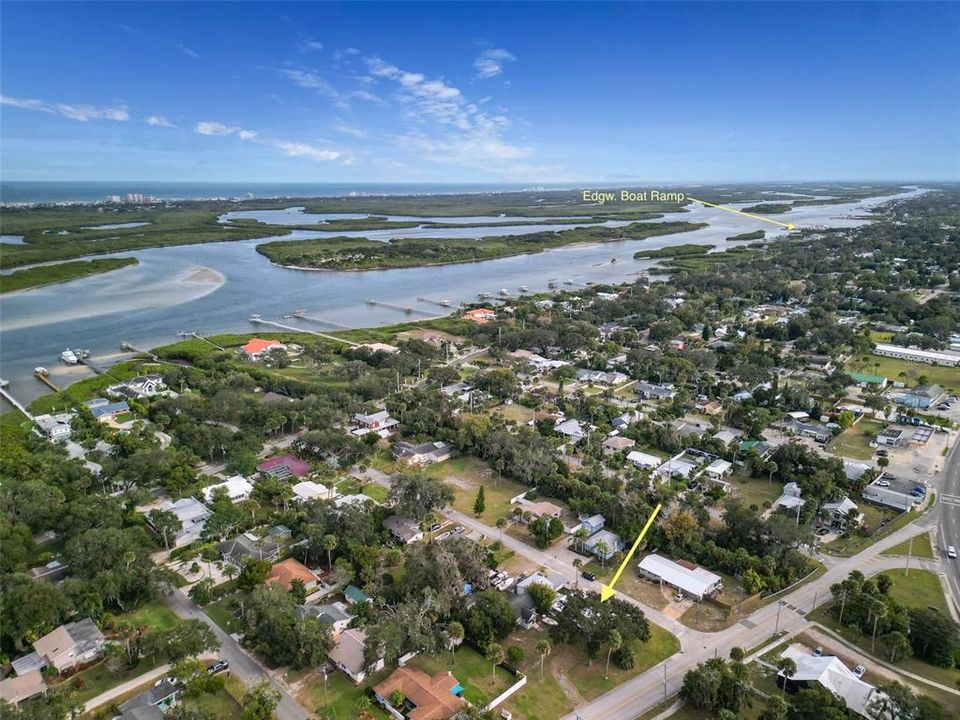 На продажу: $449,000 (2 спален, 2 ванн, 952 Квадратных фут)