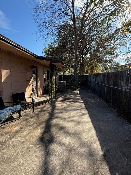 待售: $260,000 (3 贝兹, 2 浴室, 1304 平方英尺)