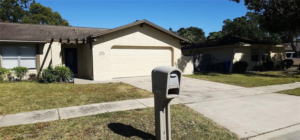 For Rent: $2,800 (2 beds, 2 baths, 1262 Square Feet)