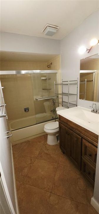 For Rent: $2,800 (2 beds, 2 baths, 1262 Square Feet)