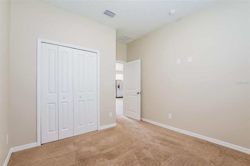 For Sale: $330,000 (3 beds, 2 baths, 1571 Square Feet)