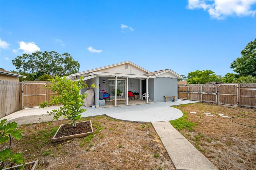 For Sale: $398,900 (3 beds, 2 baths, 1148 Square Feet)