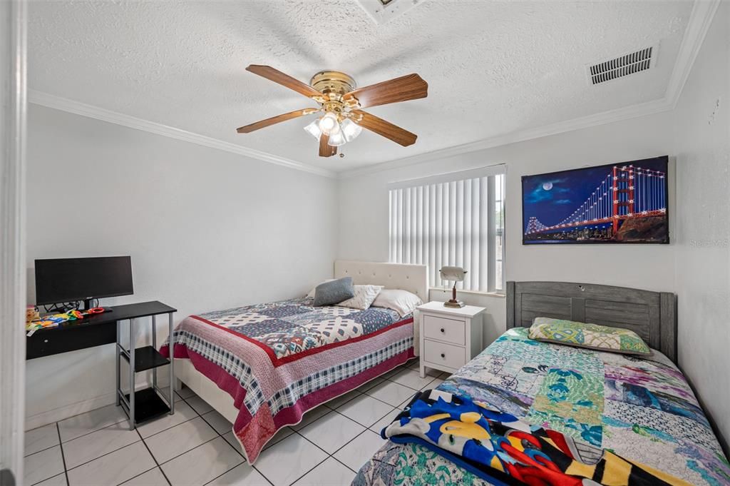 For Sale: $398,900 (3 beds, 2 baths, 1148 Square Feet)